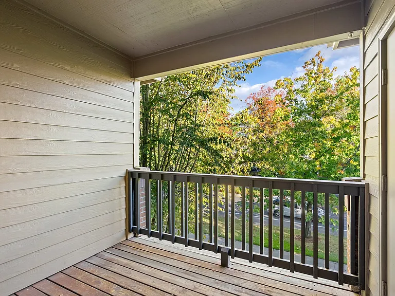 Cortland Village Apartment Homes — Photo 12