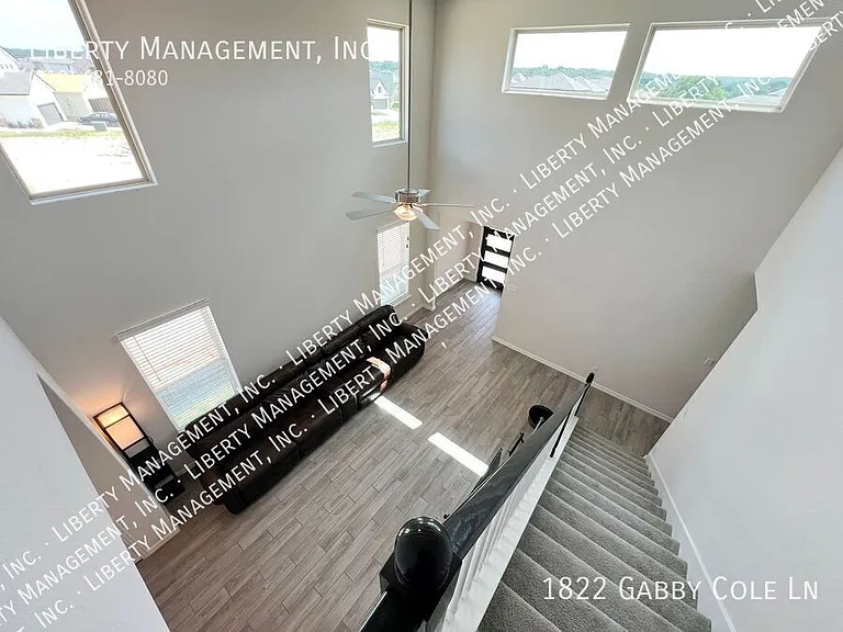 1822 Gabby Cole Ln — Photo 33