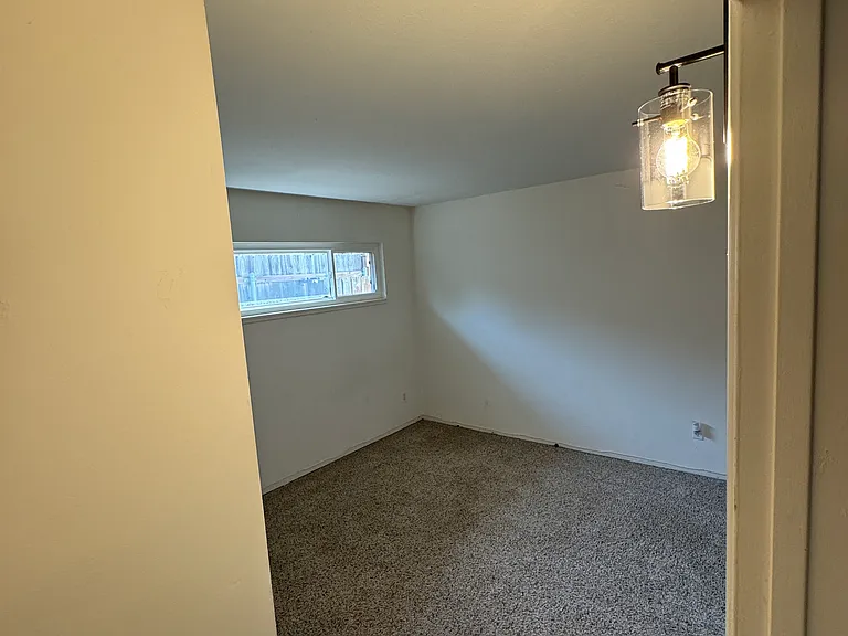 3345 Eton Ave — Photo 48