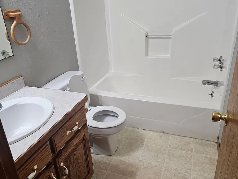512 E Park Duplex #B & A — Photo 12