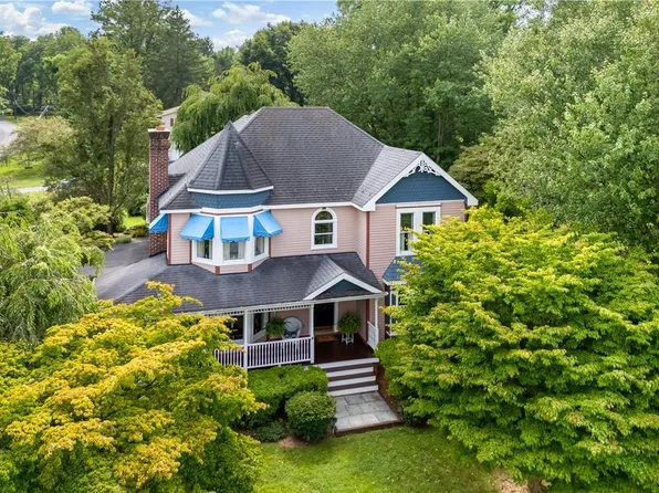 1557 Colesville Rd, Bethlehem, PA 18015