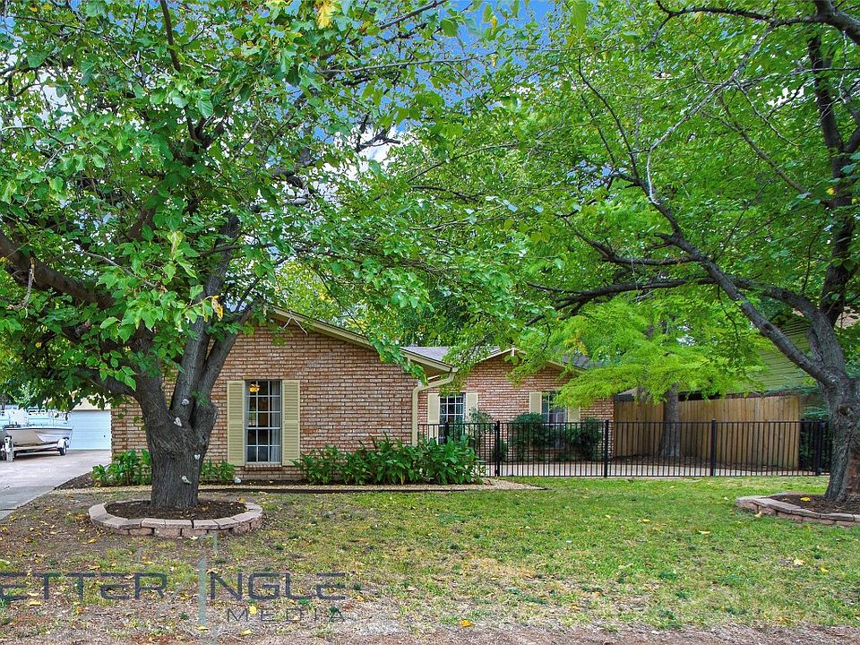 2732 Foxcroft Cir, Denton, TX 76209 Zillow