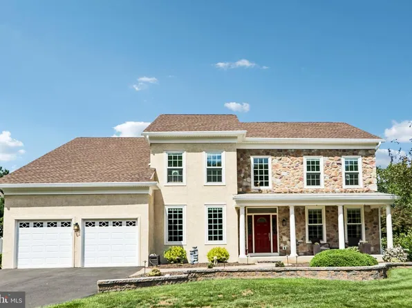 1096 Lily Pond Ln, Yardley, PA 19067