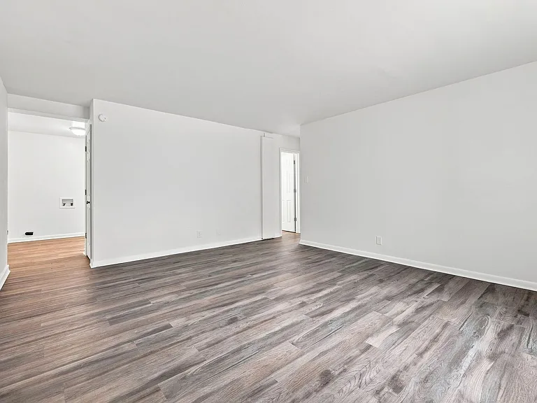 2100 House Ave — Photo 3