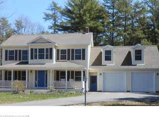 27 Hovey Ln, Brunswick, ME 04011