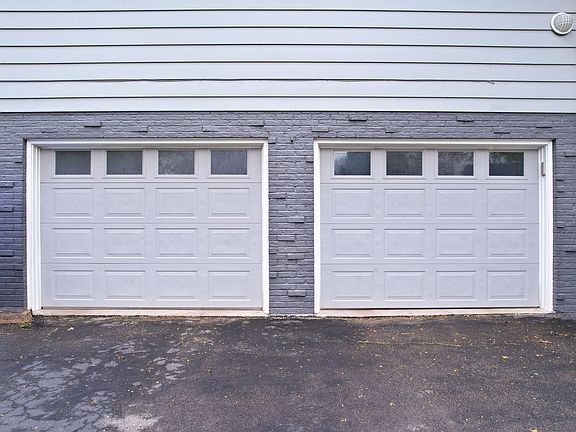 4th image of 4104 Drexel Dr