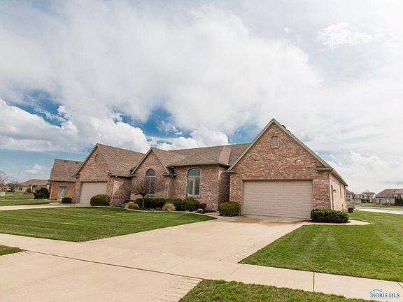 2nd image of 14845 Lake Winds Dr