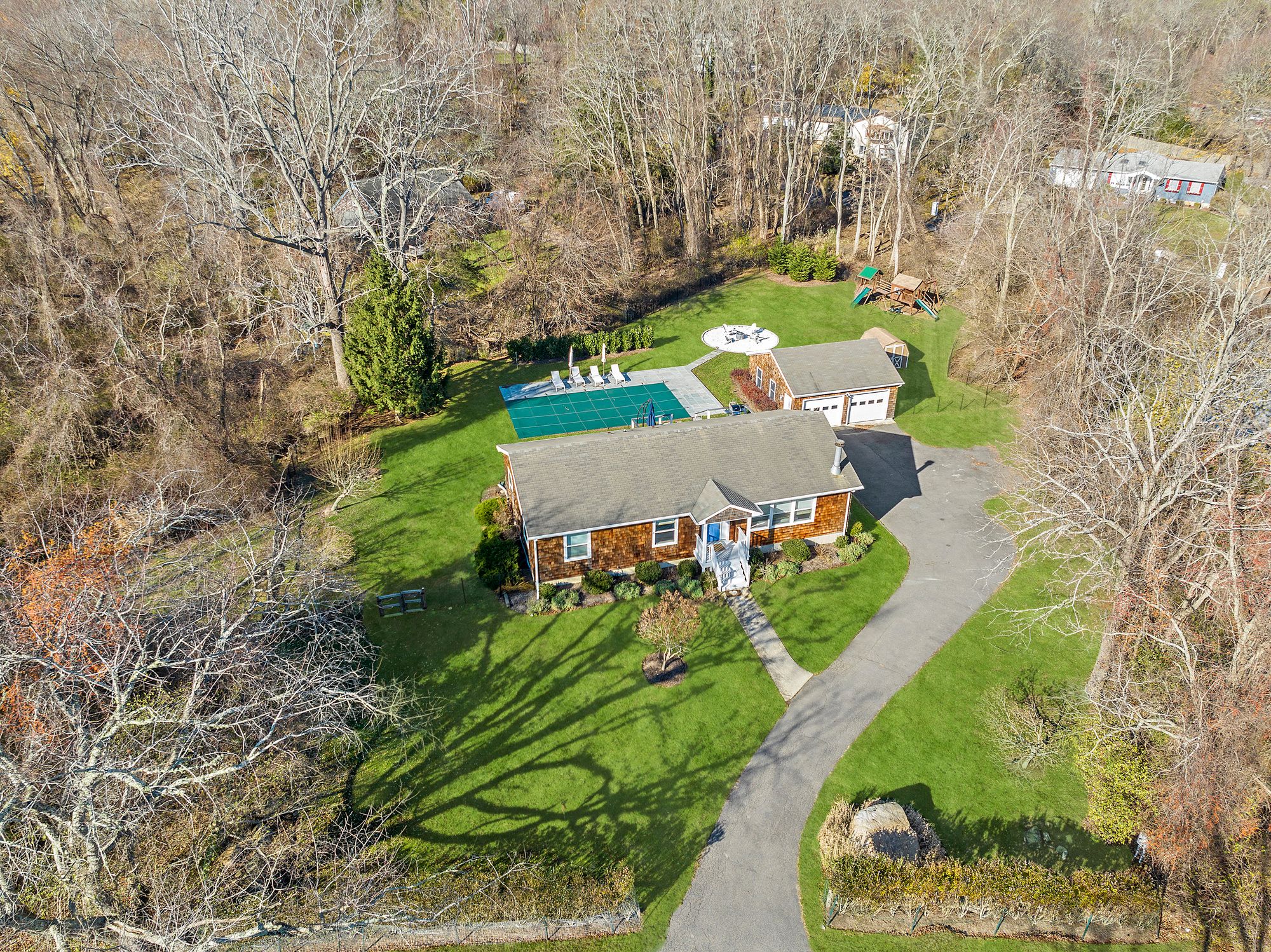 5 Peppermill Ln, Shelter Island, NY 11964 Out East