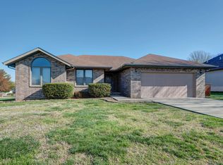 2297 W Inglewood St, Springfield, MO 65810