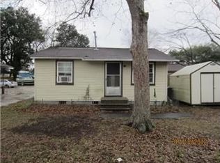 5829 Sledge St, Hanahan, SC 29410