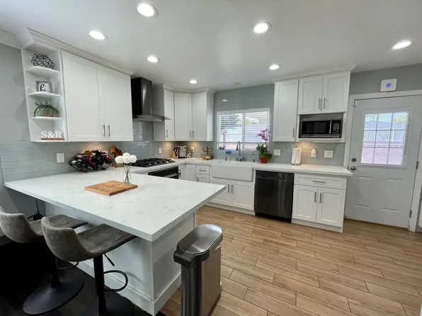 3819 Hackett Ave, Long Beach, CA 90808