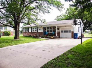 5 N Park Rd, Rose Hill, KS 67133