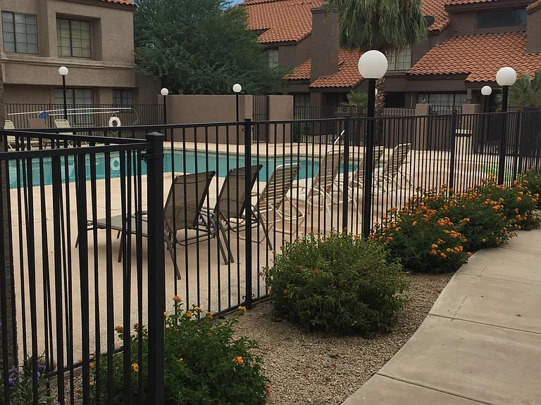 819 N College Ave #F107 — Photo 23