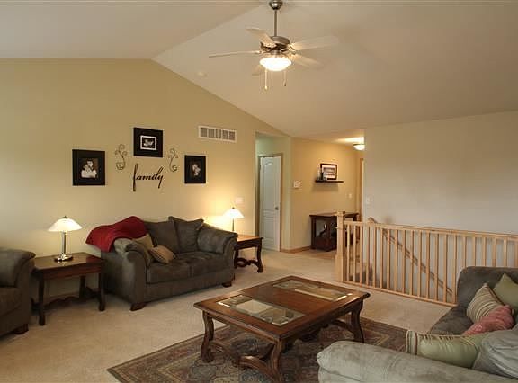 5th image of 1585 Timber Wolf Dr