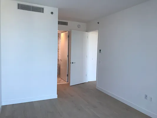 Rented by Sky View Parc Sales LLC | media 12