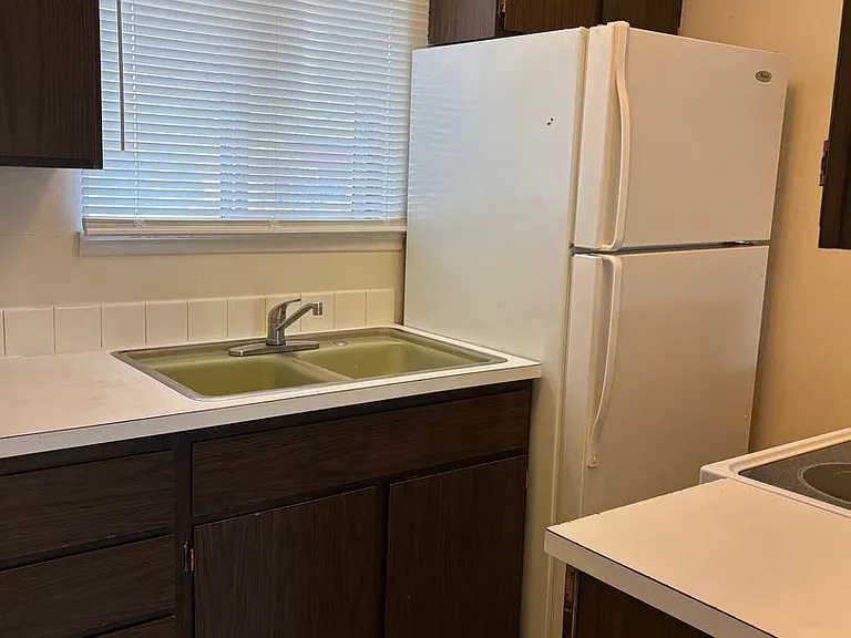 2112 W Northwest Blvd — Photo 3