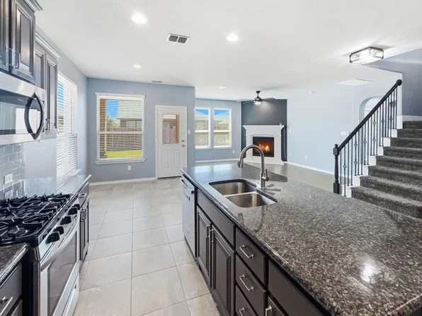 2348 Boot Jack Rd, Fort Worth, TX 76177