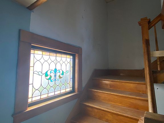 2nd image of 29 Hazen Notch Road