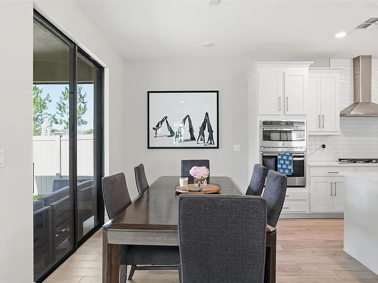 4547 San Martino Dr — Photo 16