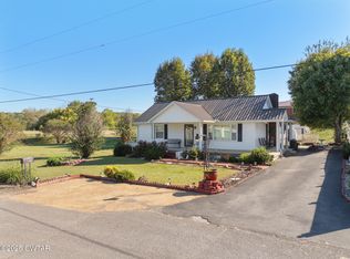 130 Elm Ln, Linden, TN 37096