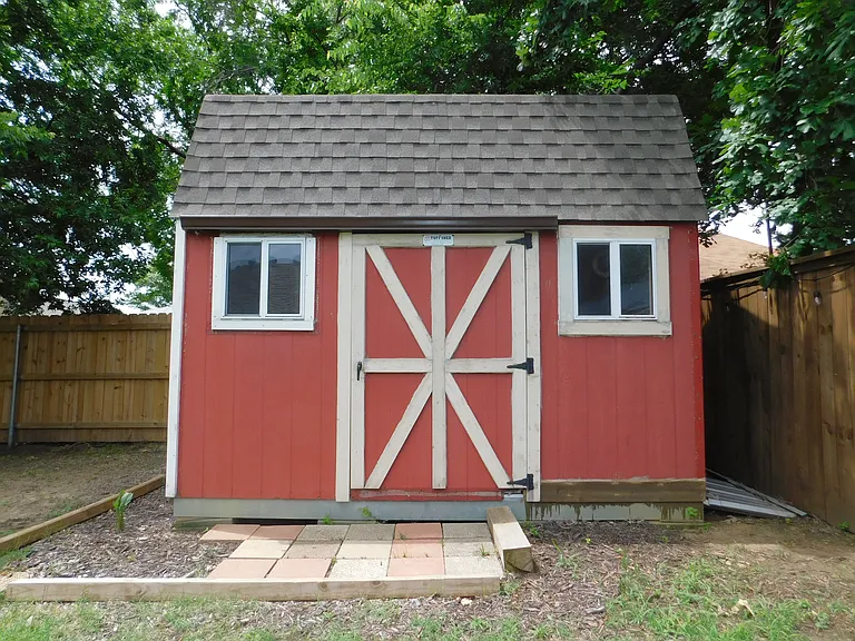 2529 John Dr — Photo 29