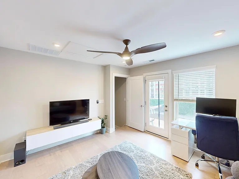 3804 Sky Haven Dr — Photo 38