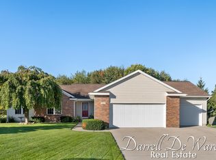 4172 Pintail Ct, Hudsonville, MI 49426