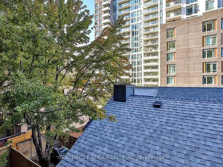 501 Adelaide St W #309 — Photo 18