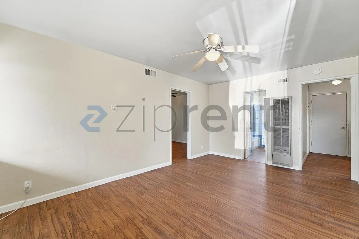 2 bed, 1100 sqft, $1,245 — Photo 1