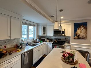 18 Harrison St #2222, Roslindale, MA 02131