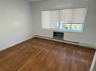 5431 152nd St, Flushing, NY 11355