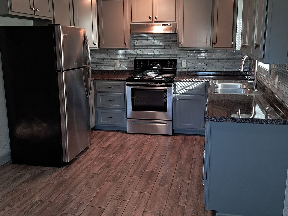 1st image of 1303 Mabrey Ln
