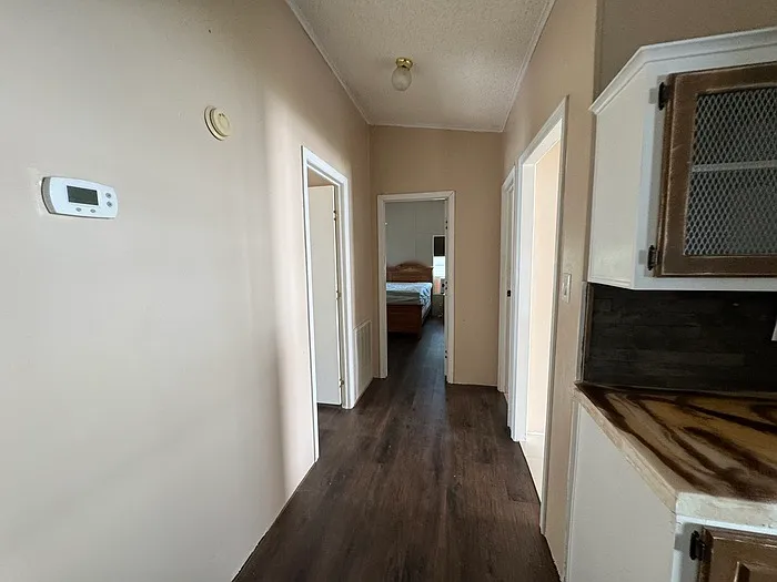 1584 Valiant Dr — Photo 9