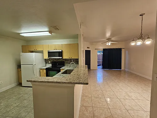 4104 Bellasol Cir #1312 Photo 1