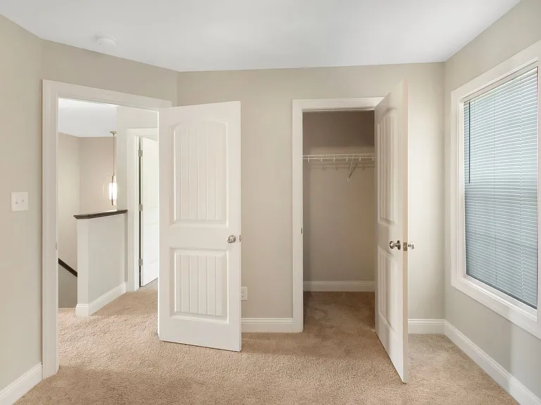 879 Stormy Gale Ln — Photo 8