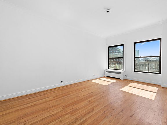2nd image of 200 W 70th St APT 17E