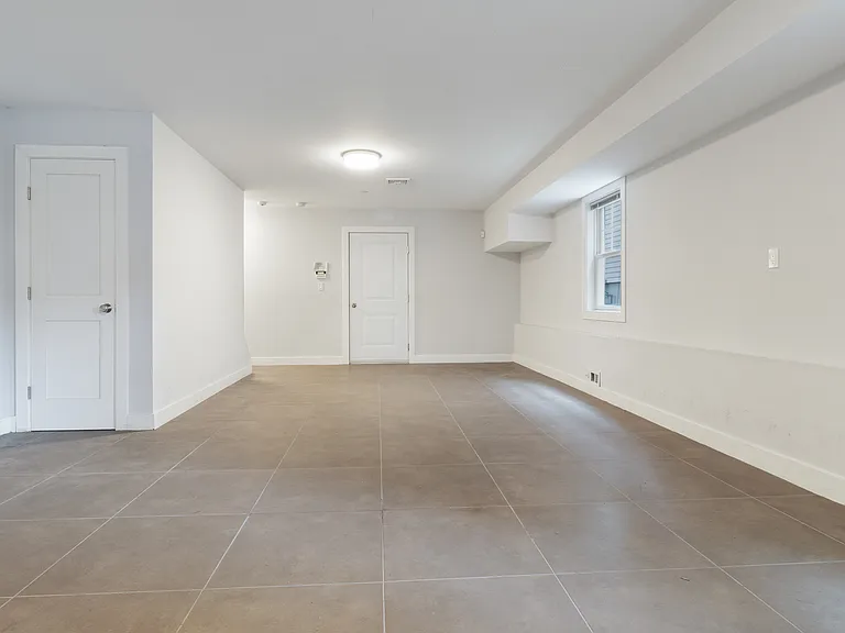 46 Ellsworth Ave #46 — Photo 22