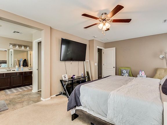 5th image of 106 E Palomino Dr