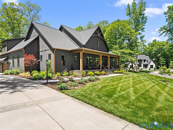 3rd image of 8587 Barrique Rd