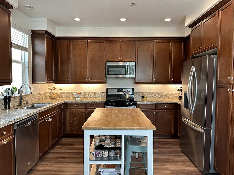 12 Wesley Way — Photo 4