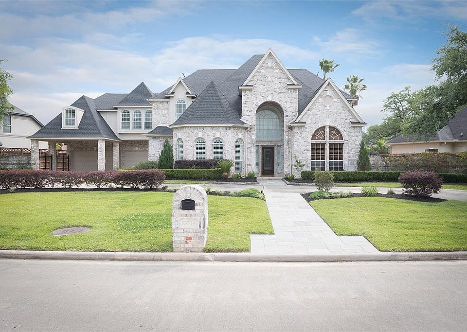 1st image of 13714 Fir Glen Ln