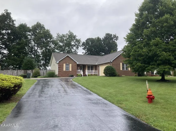 145 Brookstone Dr, Crossville, TN 38555