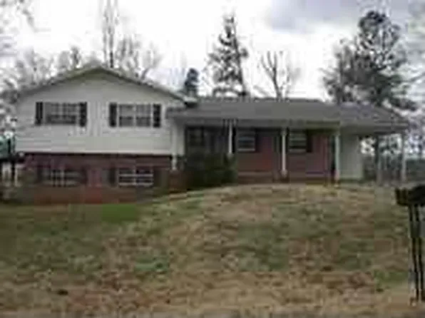 45 Lakeview Dr, Lexington, TN 38351