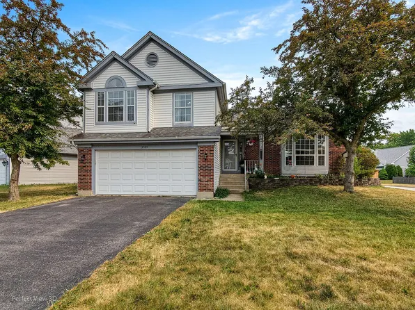 3595 Fairfax Ct E, Aurora, IL 60504