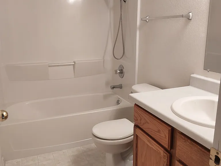 3922 Dove Ln — Photo 2