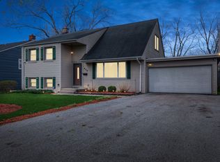 438 Winston Ln, Chicago Heights, IL