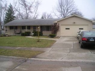 1010 Crestway Dr, Fort Wayne, IN 46819