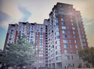 2726 Gallows Rd APT 915, Vienna, VA 22180