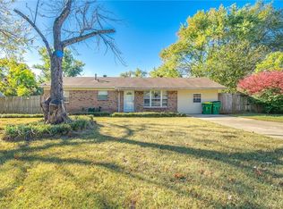 2301 Dogwood Pl, Springdale, AR 72762