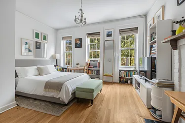 39 Charles Street, #5